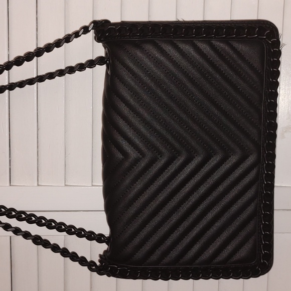 ALDO Greenwald Women Crossbody Bag Color Black - Picture 8 of 9